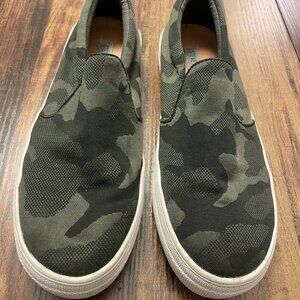 Steve Madden Camo Slip Ons